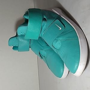 NIKE MARXMAN TEAL MEN'S SIZE 11.5